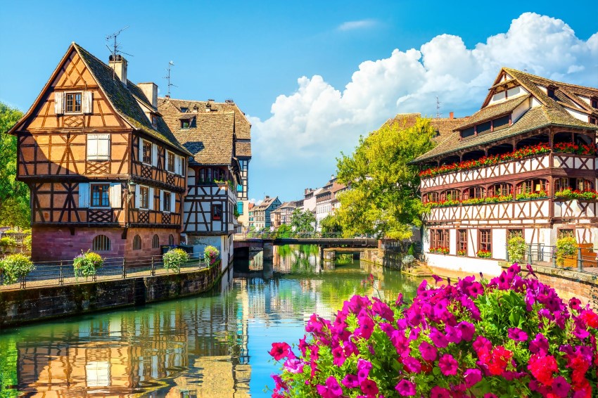 TOUR CHÂU ÂU DÀI NGÀY 15 NGÀY 14 ĐÊM MỚI NHẤT 2025 BAY THẲNG VIETNAM AIRLINES KHỞI HÀNH TỪ HÀ NỘI TP HỒ CHÍ MINH GIÁ SIÊU RẺ DU LỊCH 8 NƯỚC ĐÔNG TÂY ÂU GỒM ĐỨC – ÁO – Ý – THUỴ SĨ – LUXEMBOURG – HÀ LAN – BỈ - PHÁP TRỌN VẸN BẢN TÌNH CA LÃNG MẠN TRỜI ÂU